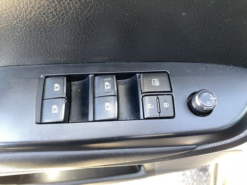 Used 2017 Toyota Highlander Limited w/ Carpet Mat Package AWD/4WD image 20