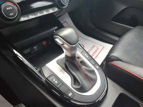 Used 2024 Kia Forte GT w/ GT2 Package image 17