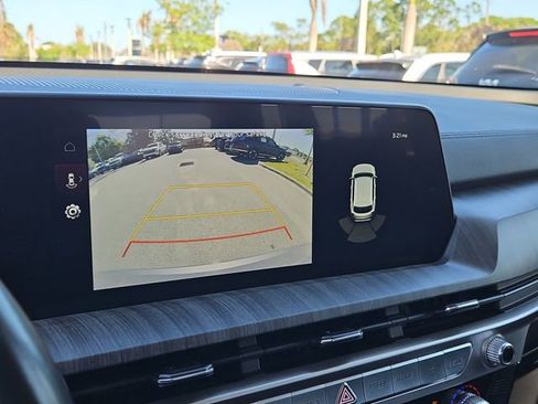Certified 2023 Kia Telluride EX w/ EX Captain's Chair Package FWD image 27