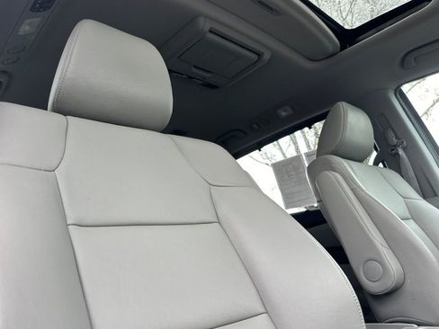 Used 2016 Honda Odyssey Touring image 18