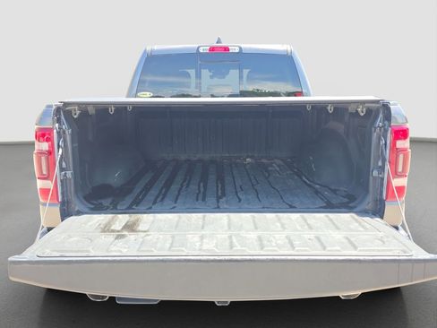 Used 2023 RAM 1500 Laramie AWD/4WD image 17