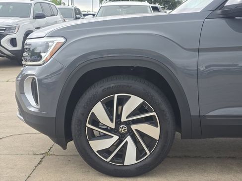 New 2026 Volkswagen Atlas SE FWD image 5