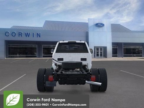 New 2026 Ford F550 4x4 Crew Cab image 6