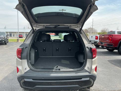 Used 2026 GMC Terrain Elevation w/ Elevation Premium Package image 29