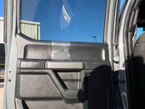 Used 2020 Ford F150 XLT w/ Equipment Group 302A Luxury image 14