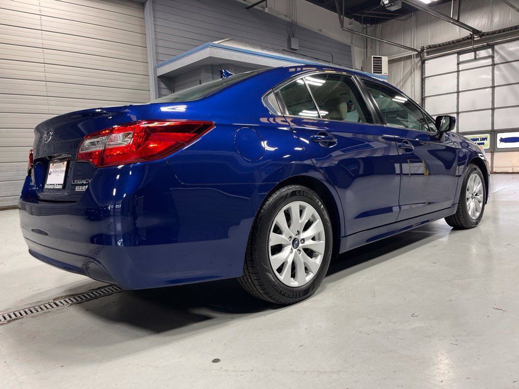 Used 2017 Subaru Legacy 2.5i Premium AWD/4WD image 7