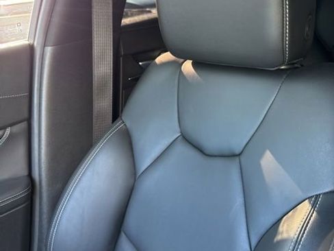Used 2022 Cadillac CT4 V Blackwing w/ Carbon Fiber 1 Package RWD image 13