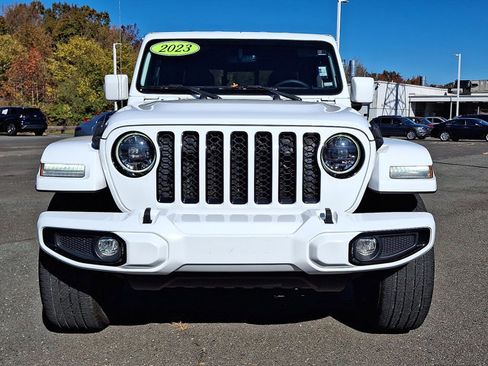 Used 2023 Jeep Gladiator Overland image 31