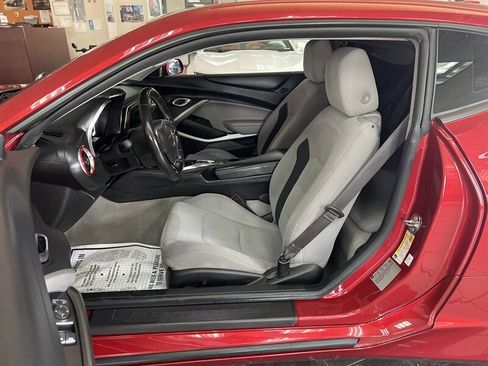 Used 2016 Chevrolet Camaro LT w/ RS Package image 9