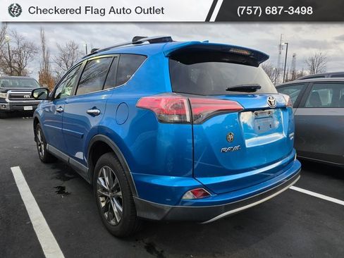 Used 2018 Toyota RAV4 Limited image 4