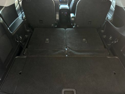 Certified 2023 Ford Explorer Limited w/ Equipment Group 301A AWD/4WD image 15