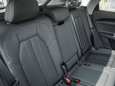 New 2025 Audi Q5 Premium Plus image 19