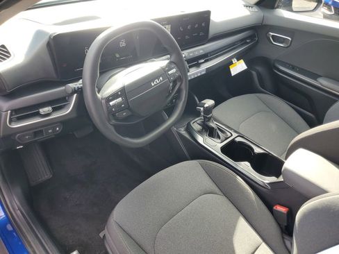 Used 2025 Kia K4 LXS image 16
