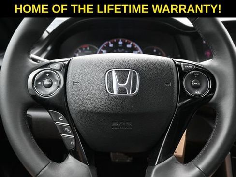Used 2016 Honda Accord Sport image 19