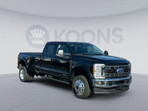 New 2026 Ford F450 XLT w/ 360-Degree Camera Package image 10