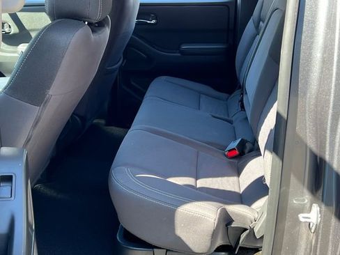 Certified 2023 Nissan Frontier SV w/ Tow Package image 21