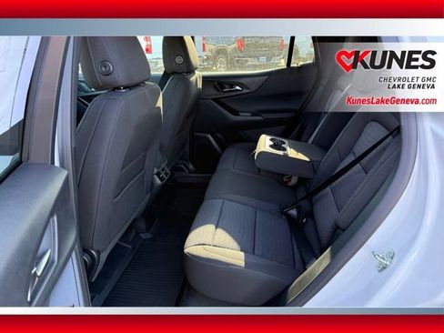 New 2026 Chevrolet Equinox LT w/ Safety and Technology Package image 14