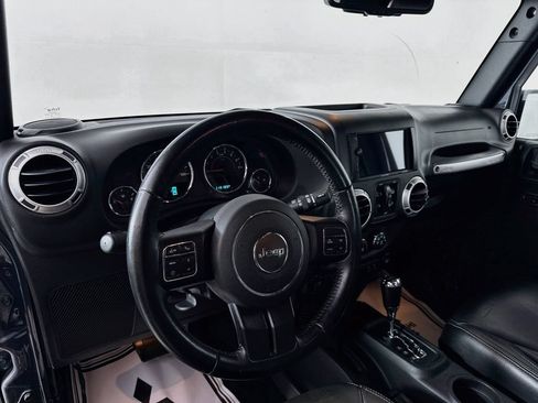 Used 2015 Jeep Wrangler Unlimited Sport AWD/4WD image 10