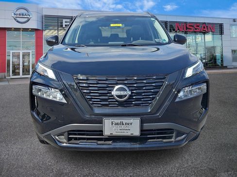 Certified 2023 Nissan Rogue SV w/ SV Premium B Package image 2