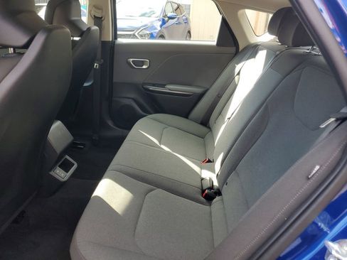 Used 2025 Kia K4 LXS image 13