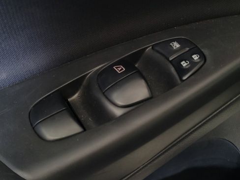 Used 2019 Nissan Sentra S FWD image 27