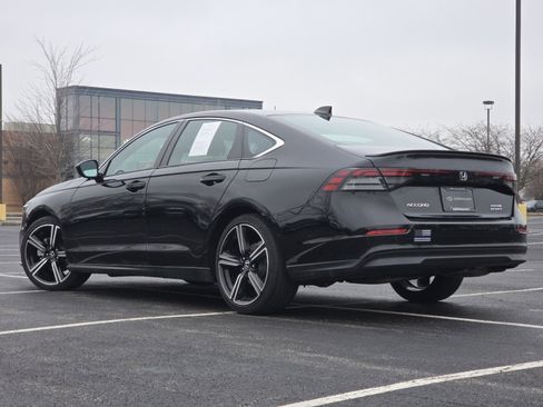 Used 2023 Honda Accord Sport image 16