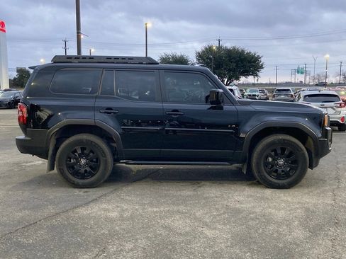 Certified 2024 Toyota Land Cruiser Base image 4