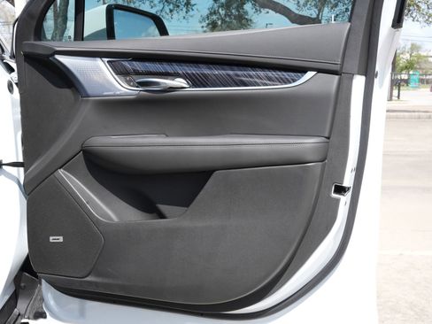 New 2025 Cadillac XT6 Premium Luxury w/ Technology Package image 28