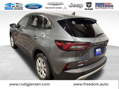 Used 2024 Ford Escape Active w/ Cold Weather Package FWD image 5