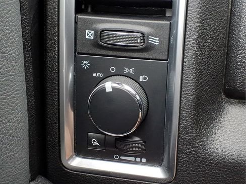 Used 2024 RAM 1500 Classic SLT RWD image 19