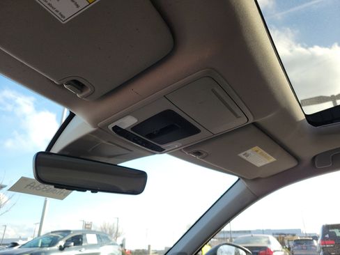 Used 2023 Honda Civic Touring image 31