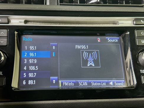 Used 2015 Toyota Prius C Two FWD image 21