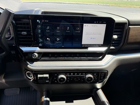 Used 2024 Chevrolet Silverado 3500 High Country w/ High Country Premium Package AWD/4WD image 21