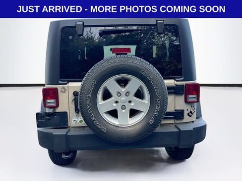 Used 2016 Jeep Wrangler Sport w/ Quick Order Package 24S AWD/4WD image 7