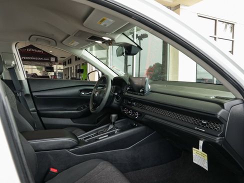 Used 2024 Honda Accord LX image 22