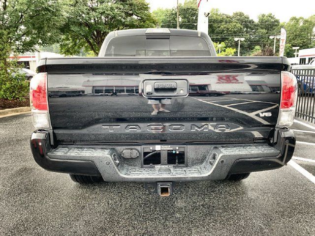 Used 2018 Toyota Tacoma Limited RWD image 7