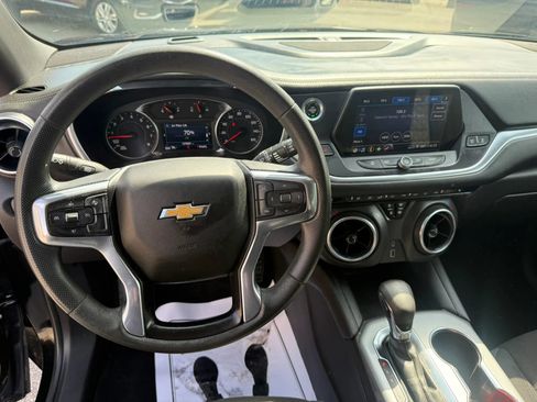 Used 2021 Chevrolet Blazer LT FWD image 18
