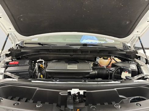 Used 2021 Chevrolet Tahoe RST AWD/4WD image 11