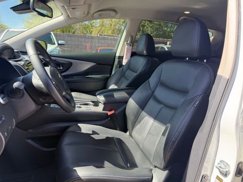 Certified 2024 Nissan Murano SV w/ Cargo Package FWD image 12