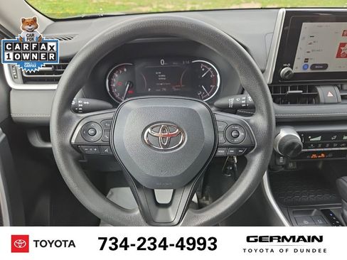 Used 2024 Toyota RAV4 LE AWD/4WD image 22