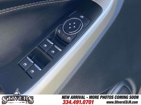 Used 2022 Ford Explorer XLT image 21