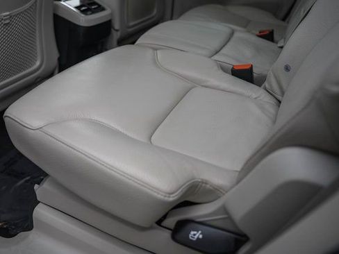 Used 2024 Volvo XC90 B6 Plus w/ Protection Package image 31