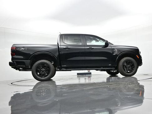 New 2026 Ford Ranger Lariat w/ Black Appearance Package AWD/4WD image 34