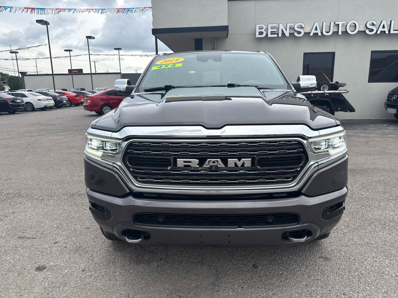 Used 2019 RAM 1500 Limited w/ Advanced Safety Group AWD/4WD image 3