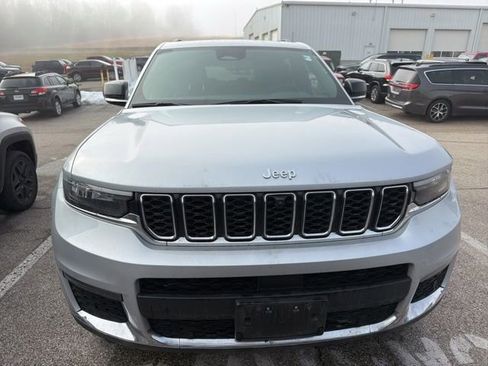 Used 2024 Jeep Grand Cherokee L Limited w/ Luxury Tech Group II image 5