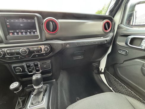 Used 2023 Jeep Wrangler Unlimited Sport AWD/4WD image 36