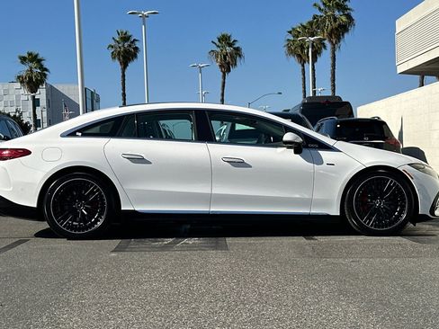 New 2025 Mercedes-Benz EQS AMG 4MATIC image 4