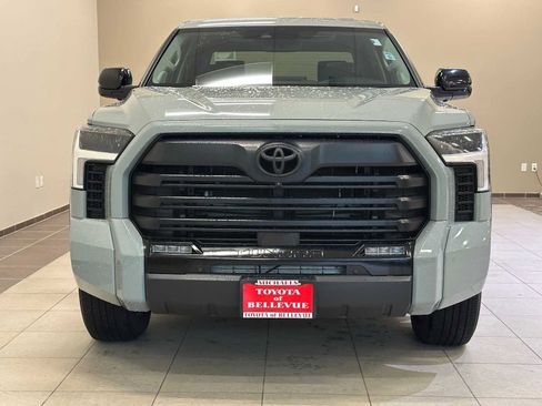 Used 2024 Toyota Tundra Limited image 6