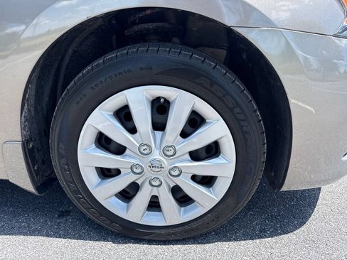 Used 2015 Nissan Sentra SV w/ Cold Weather Package FWD image 29