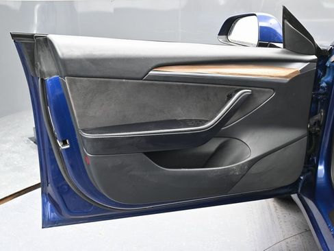 Used 2022 Tesla Model 3 image 42